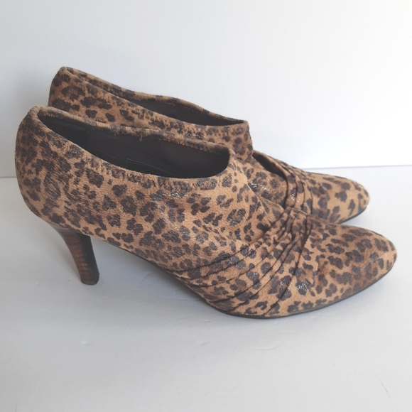 Leopard slip-in shoes/booties - Picture 2 of 10